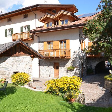 Residence Ca' Delle Margherite Pellizzano Esterno foto